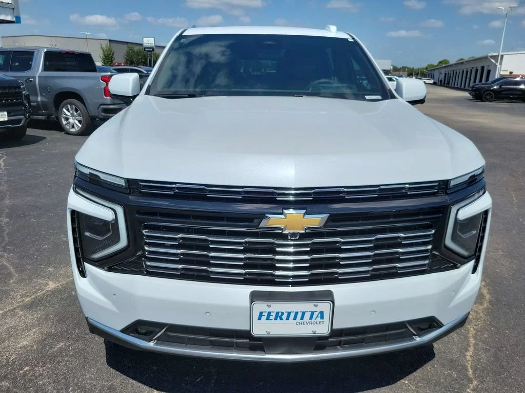 New 2026 Polar White Tricoat Chevrolet High Country image 31