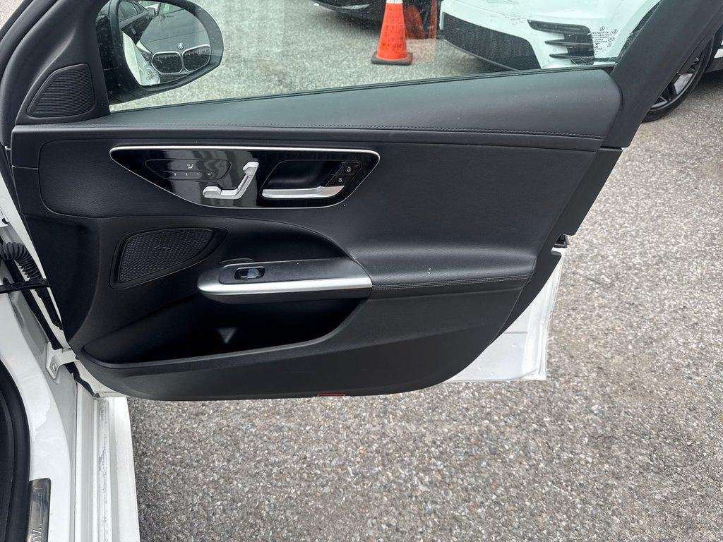 Used 2022 Polar White Mercedes-Benz Sedan image 12