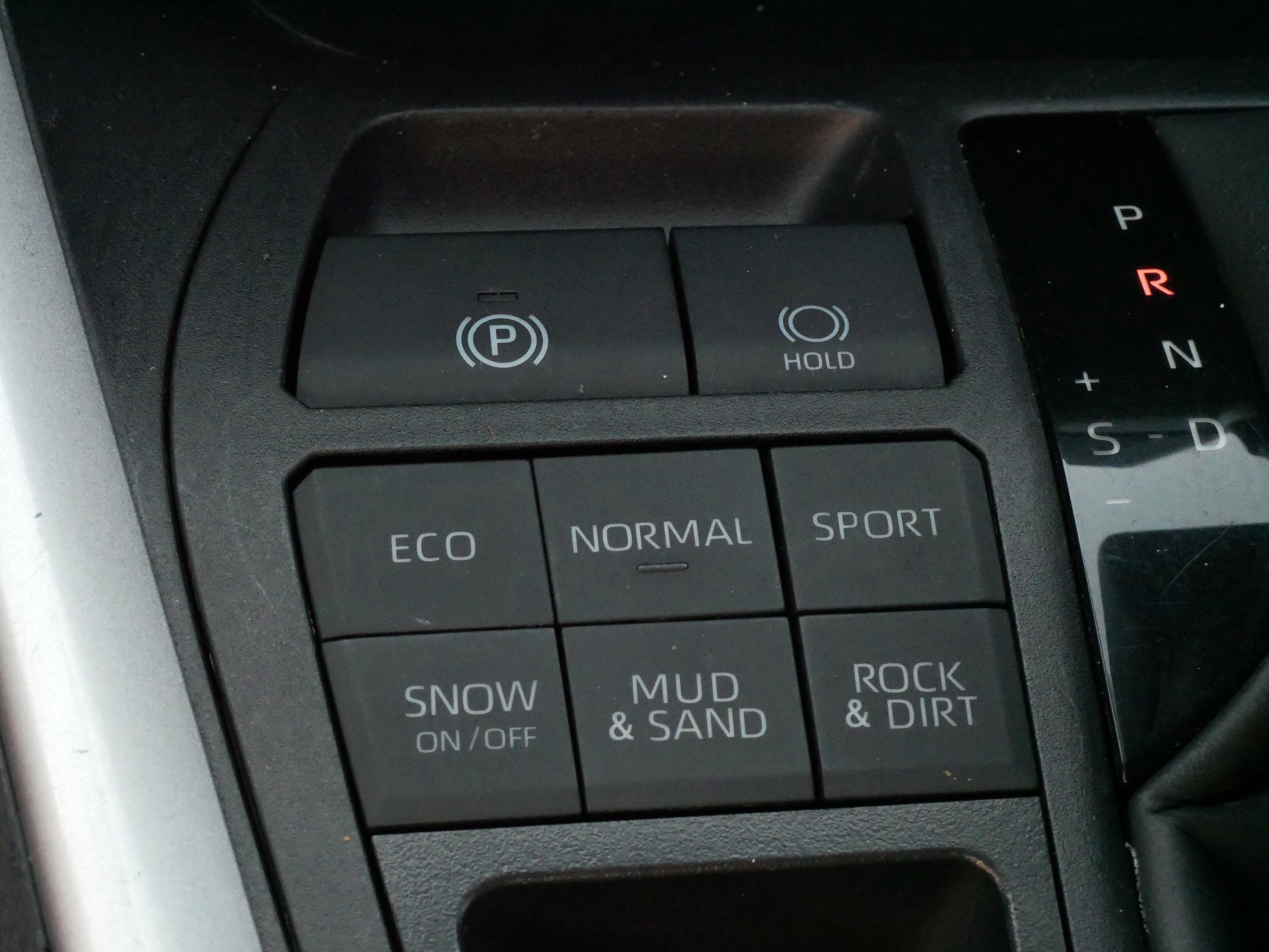 Certified Used 2025 ATTITUDE BLACK MC. Toyota XLE image 27