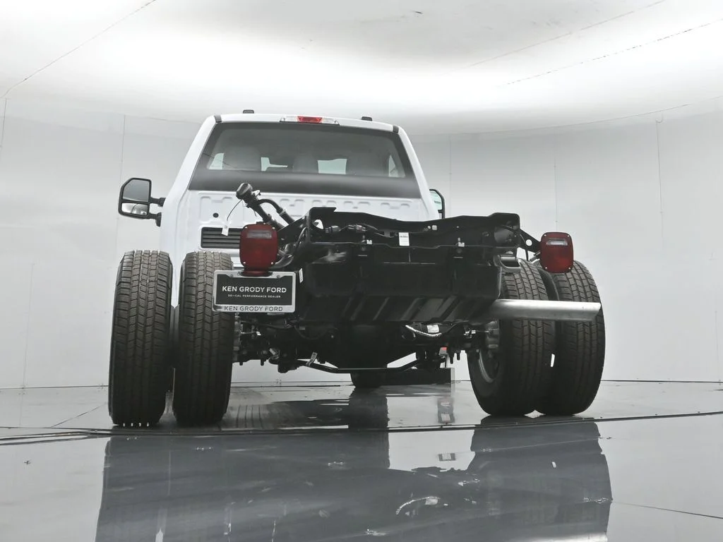 New 2026 White Ford XL image 43