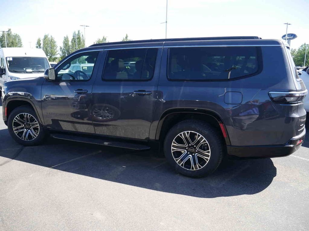 New 2026 Baltic Gray Metallic Clearcoat Jeep Grand Wagoneer image 21