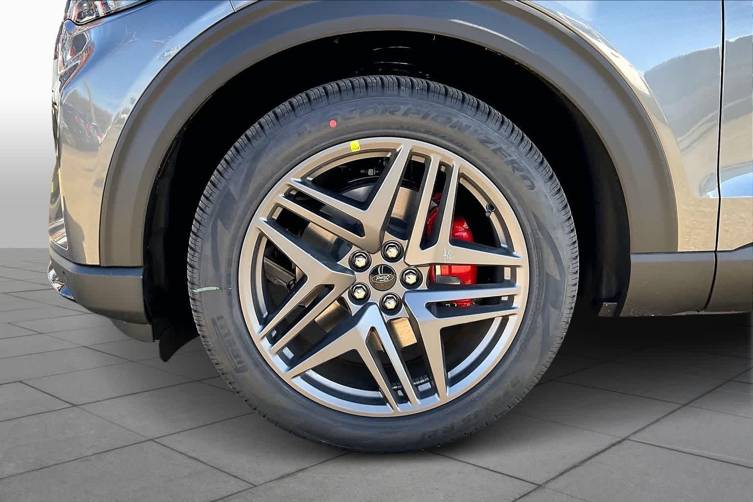 New 2026 Carbonized Gray Metallic Ford ST image 11
