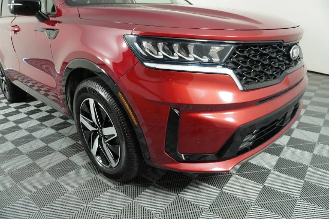 Used 2021 Red Kia EX image 8
