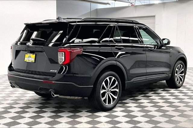 2023 Ford Explorer ST-LINE - Photo 13