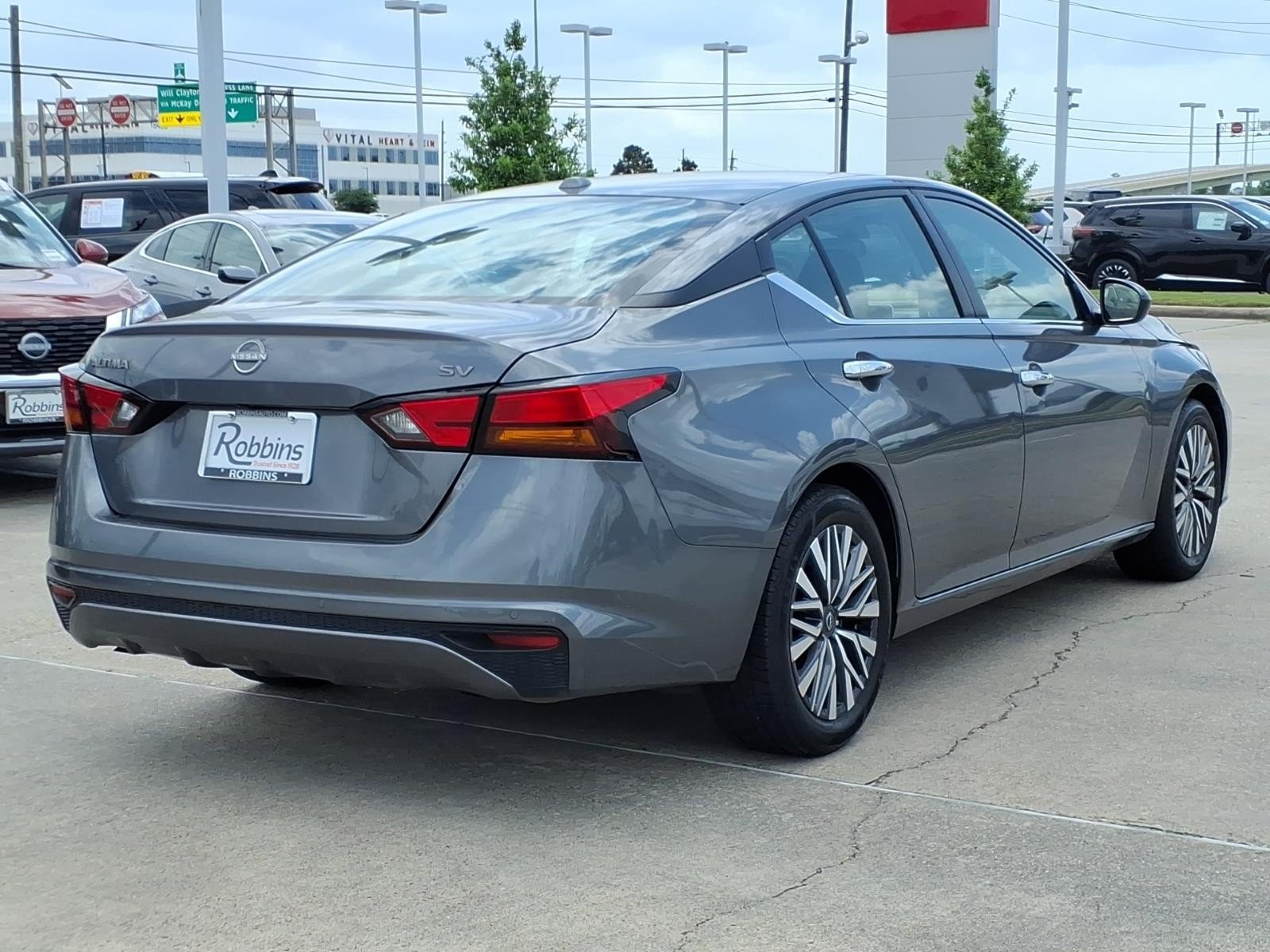2024 Nissan Altima 2.5 SV - 4