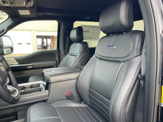 2026 Ford F-250 Super Duty Platinum - Photo 8