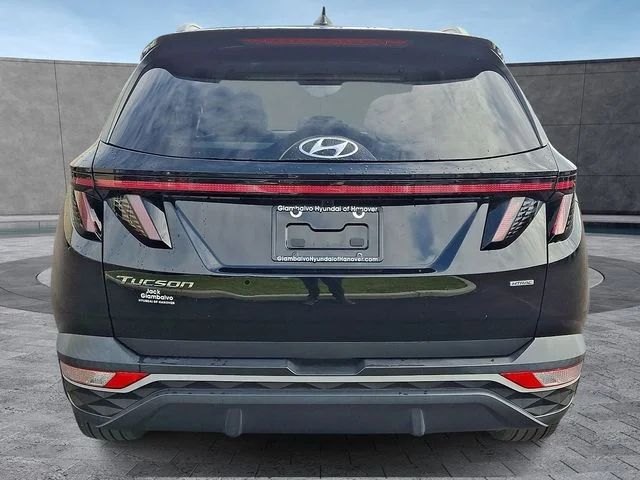 Used 2024 Black Hyundai SEL image 3