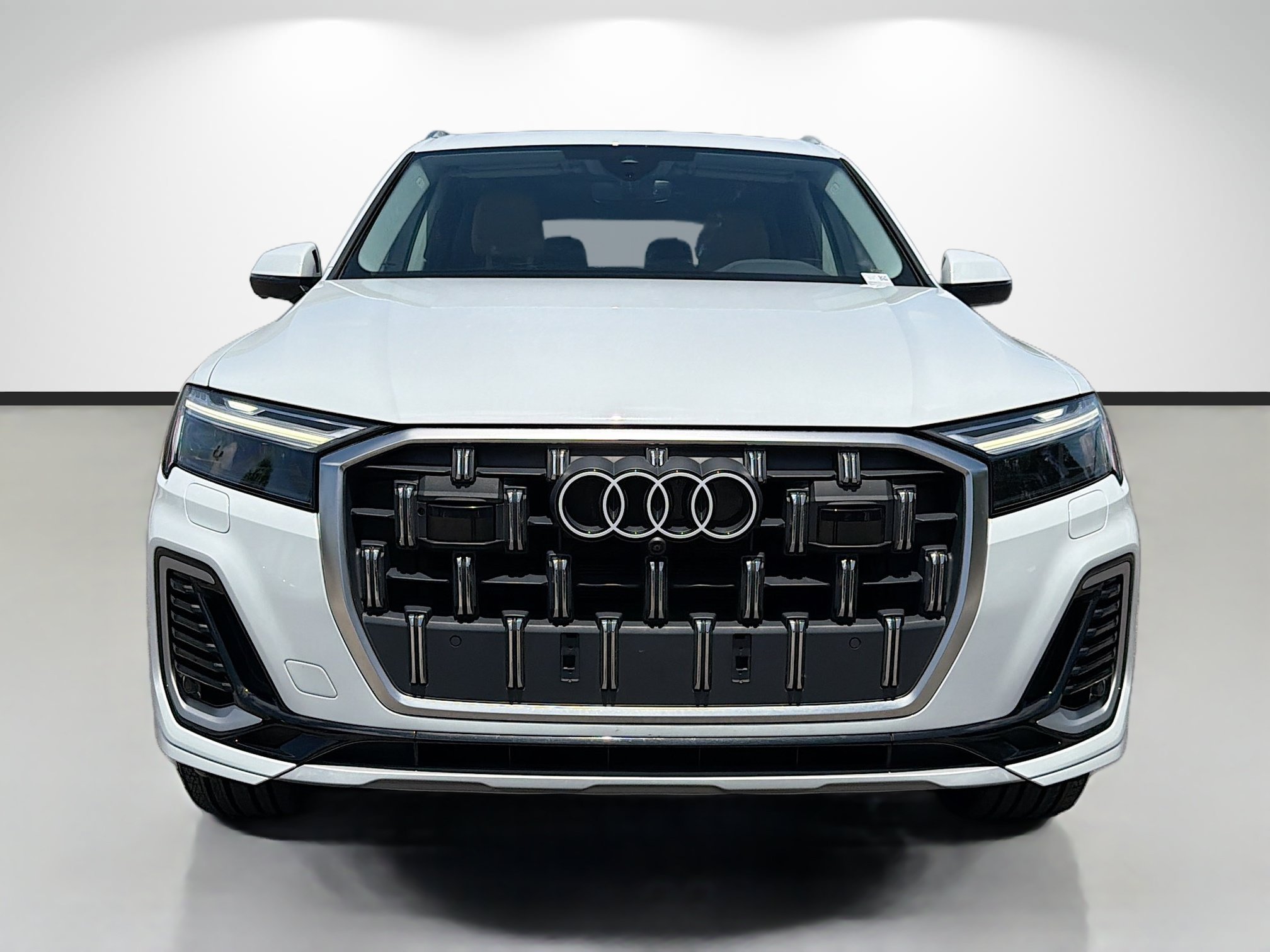 Used 2025 Glacier White Audi Premium image 8