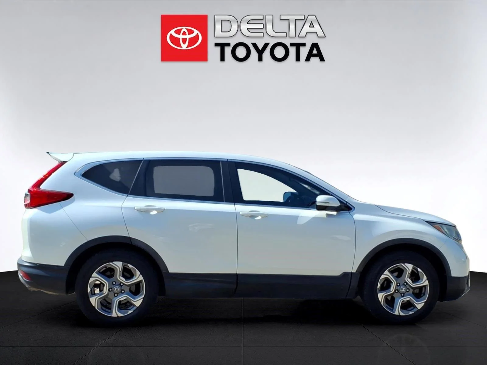 Used 2017 White Diamond Pearl Honda EX-L image 6