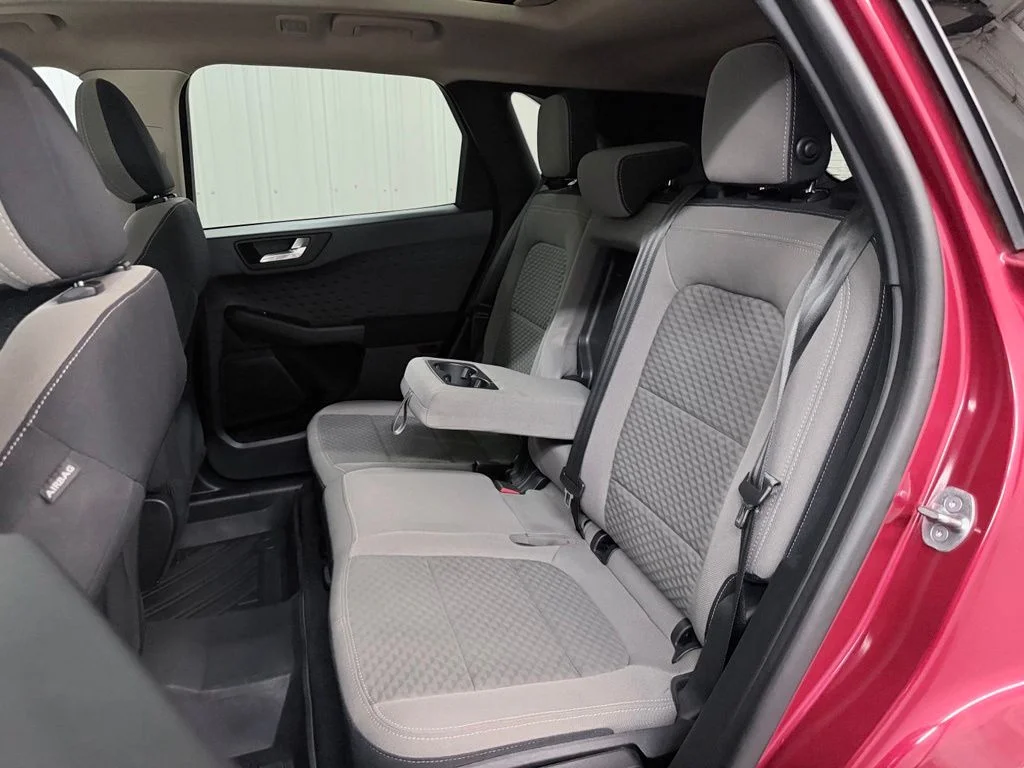 Used 2020 Red Ford SE image 35
