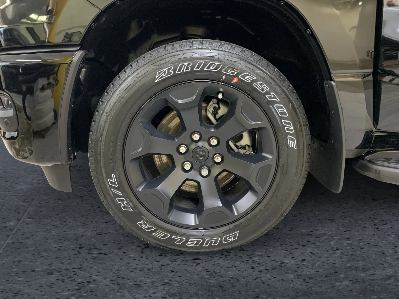 New 2026 Diamond Blk Crystal Pearl Ram Sport image 9