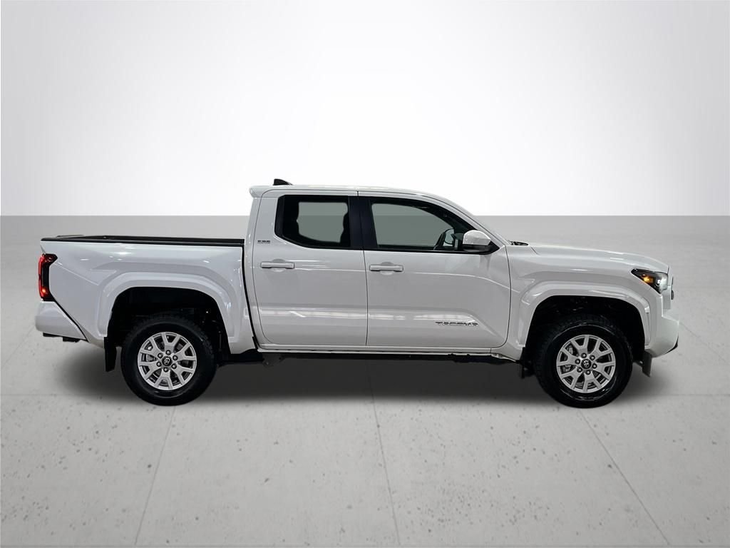 Used 2024 Ice Toyota SR5 image 9