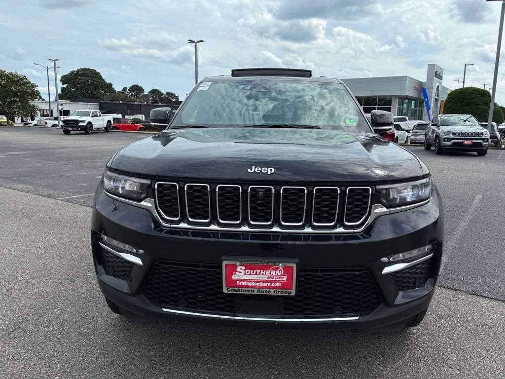 New 2024 Midnight Sky Jeep 4xe image 9
