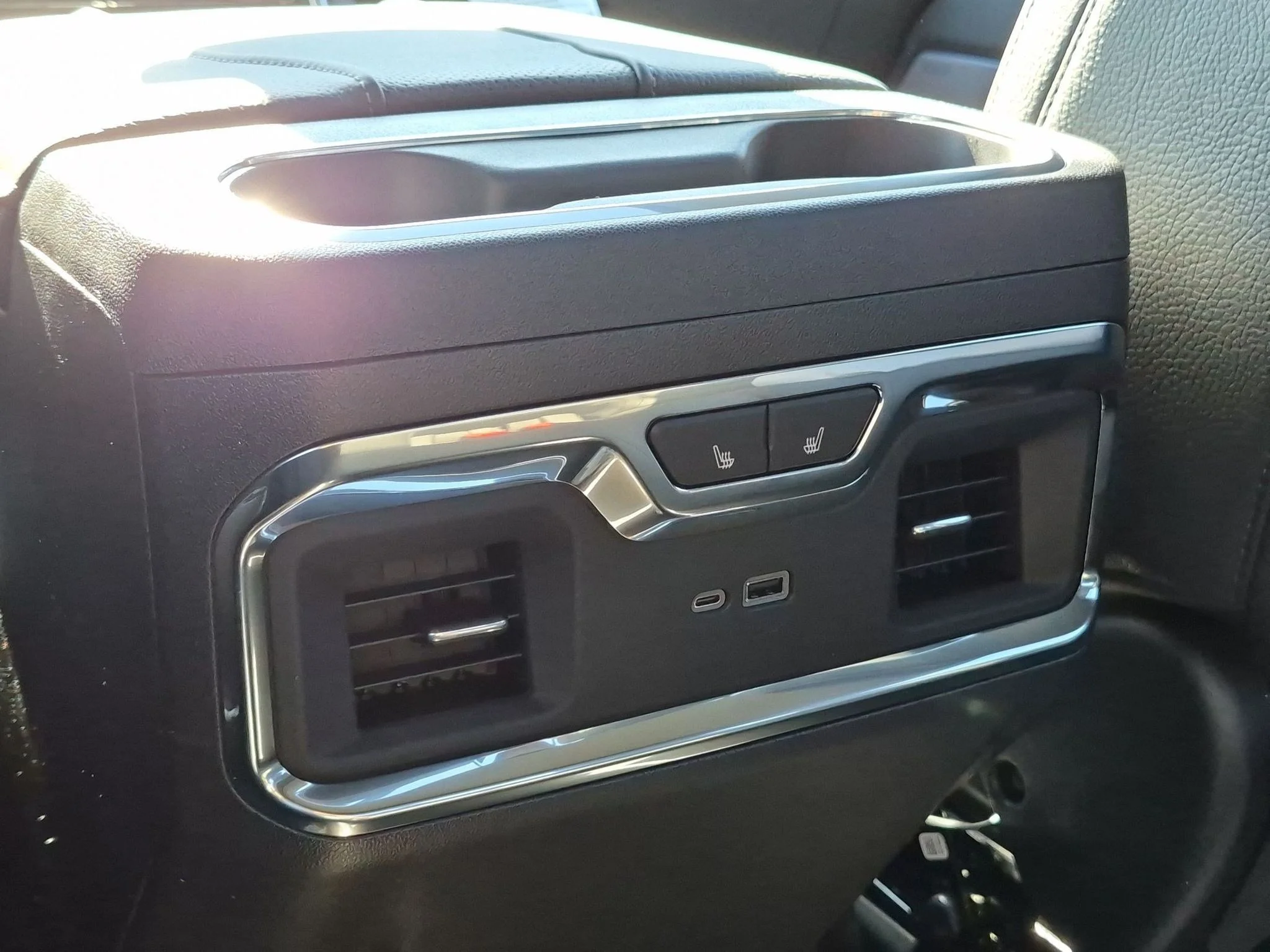 2026 GMC Sierra 1500 Denali - Photo 18