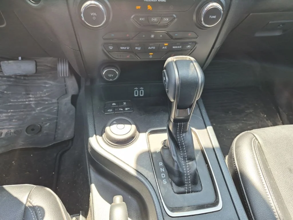 Used 2021 Red Ford Lariat image 21