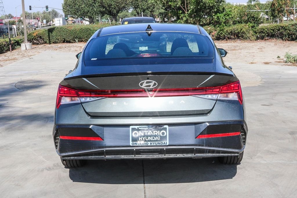 New 2026 Gray Hyundai SEL Sport image 7