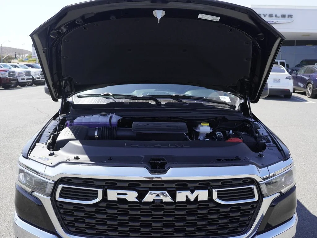 New 2026 Diamond Black Crystal Pearl-Coat Exterior Paint RAM Big Horn/Lone Star image 31