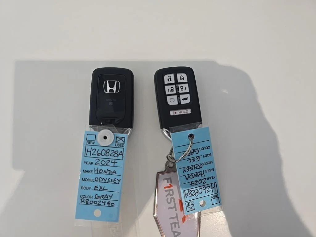 2024 Honda Odyssey EX-L - Photo 16