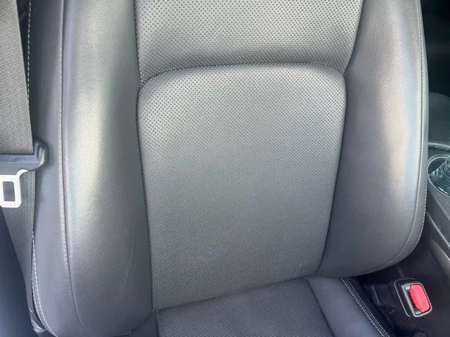 Used 2018 White Lexus 300 image 21