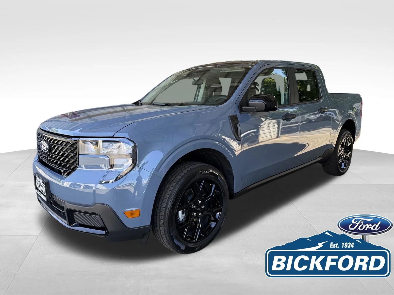 New 2026 Gray Ford XLT image 1