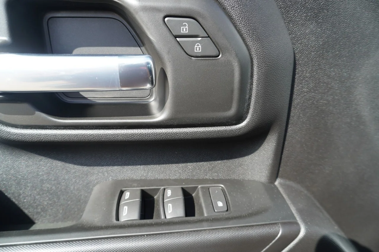 2026 GMC Sierra 2500HD Pro - Photo 17