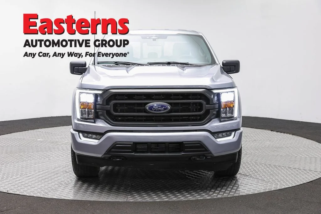 Used 2023 Silver Ford XLT image 2