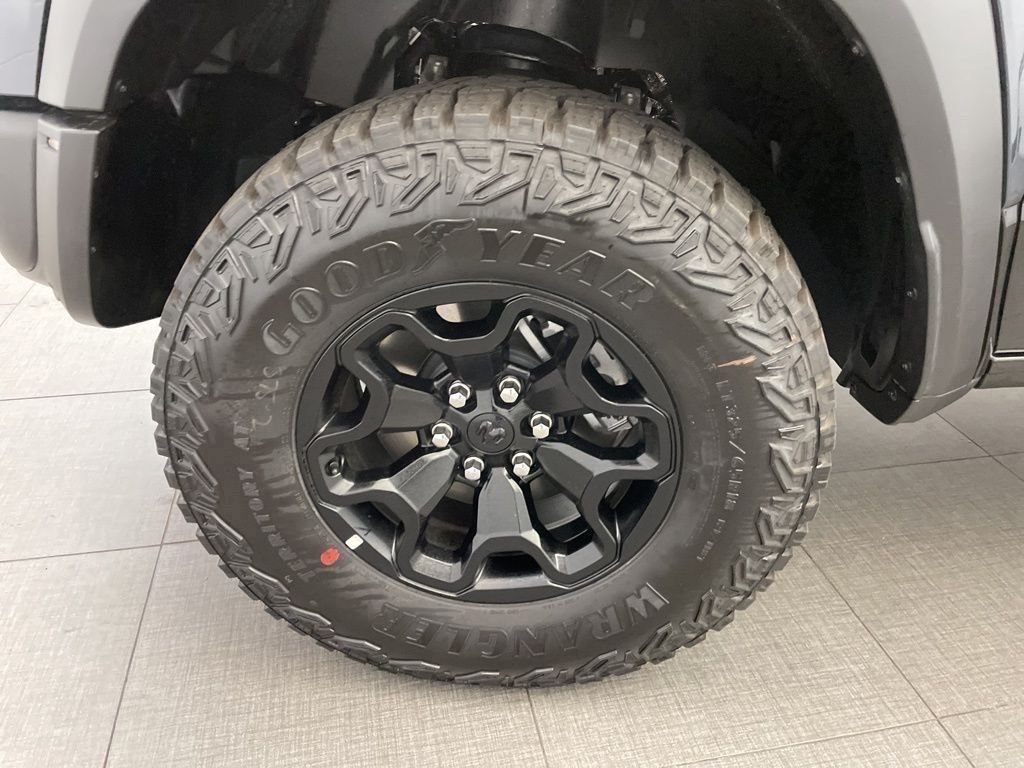 New 2026 Forged Blue Metallic Exterior Paint RAM RHO image 10