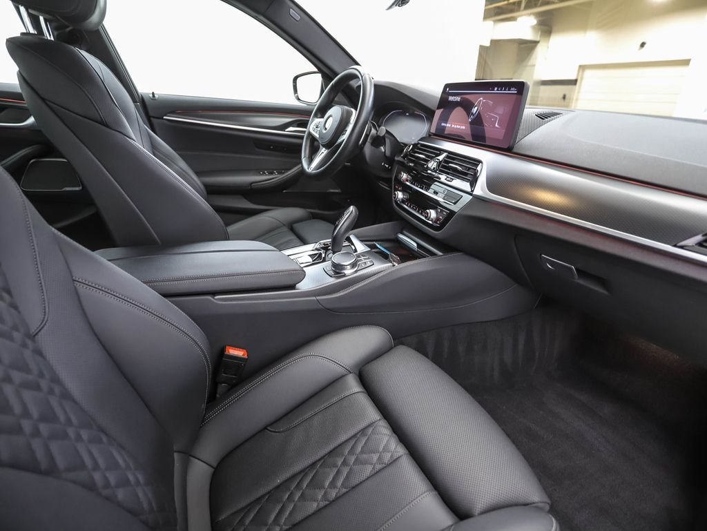 Used 2023 Black Sapphire Metallic BMW 530i xDrive image 28