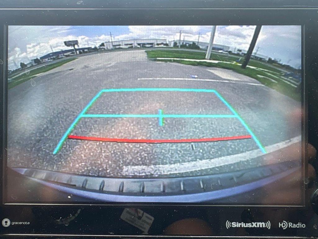 Used 2021  Toyota XLE image 19
