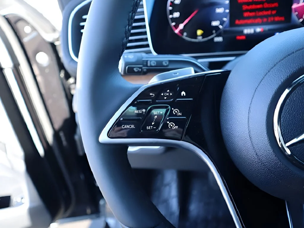 Used 2026 Black Mercedes-Benz GLE 350 image 38
