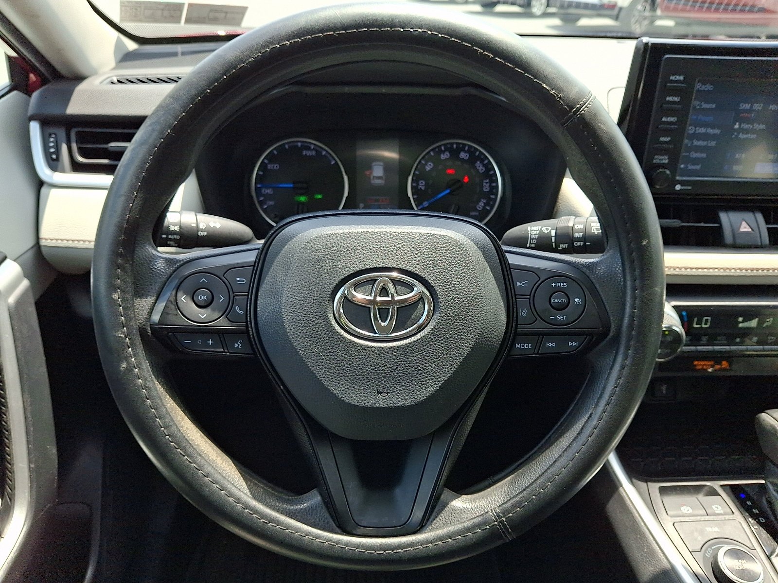 Used 2021 Ruby Flare Pearl Toyota Hybrid XLE image 21