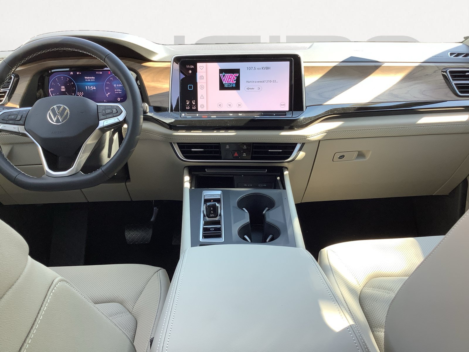 New 2026 OPAL_WHITE Volkswagen 2.0T SE image 13