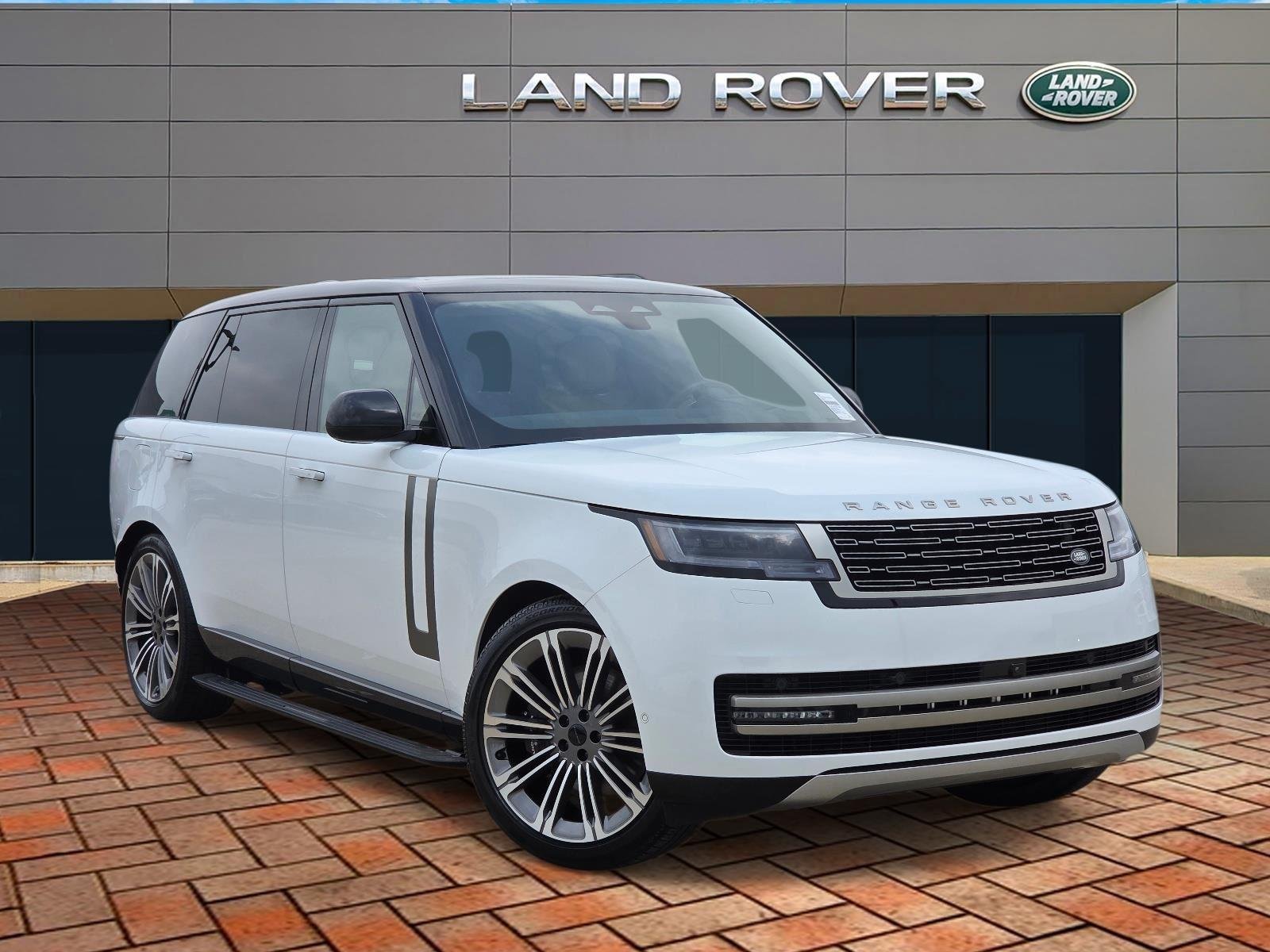 2026 Land Rover Range Rover SE