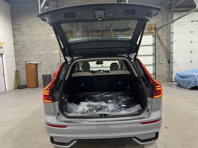 New 2026 Vapour Grey Volvo Ultra image 21
