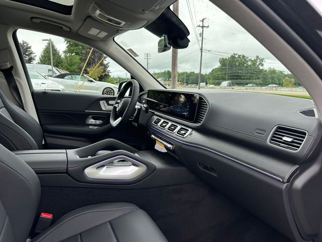 New 2026 Obsidian Black Metallic Mercedes-Benz GLS 450 image 24