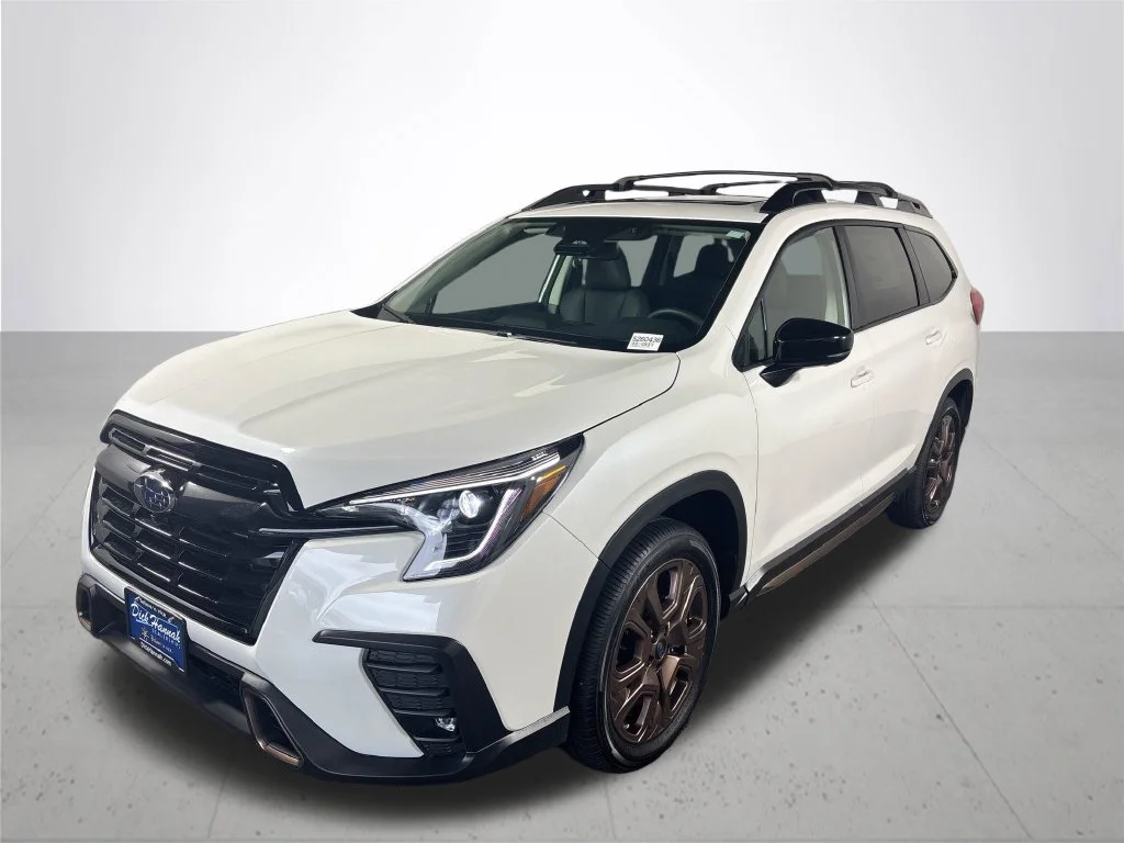 New 2026 CRYSTAL WHITE PEARL Subaru Limited Bronze Edition 7-Passenger image 2