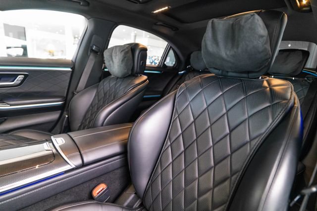 Certified Used 2022 Gray Mercedes-Benz S 580 image 5