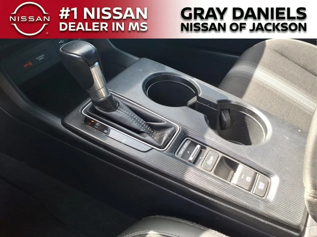 Used 2023  Honda Sport image 19