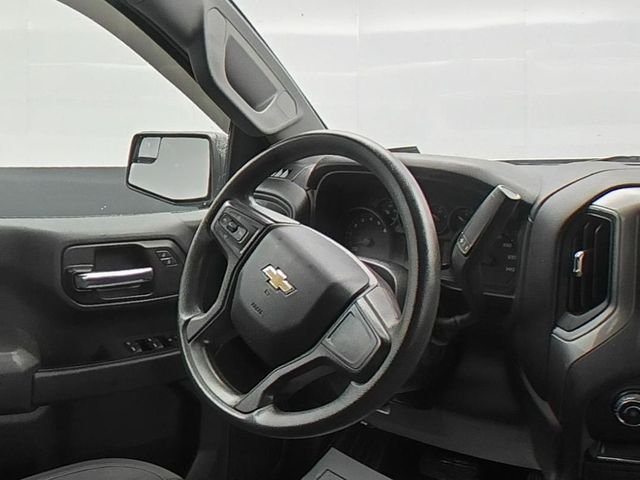 Used 2021 White Chevrolet Custom image 35