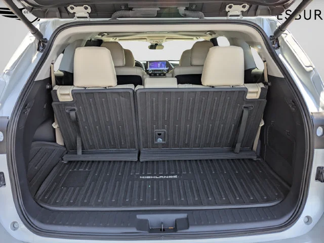 Used 2024 Beige Toyota XLE image 15