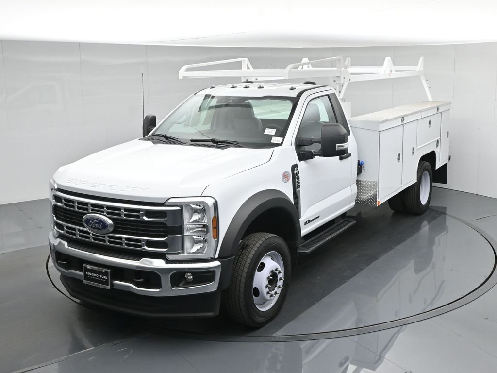 2025 Ford F-550 Super Duty Chassis Cab XL - Photo 41