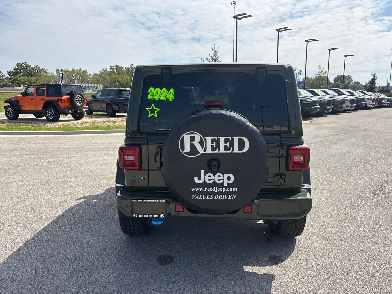 Used 2024 Sarge Green Clearcoat Jeep High Altitude image 9