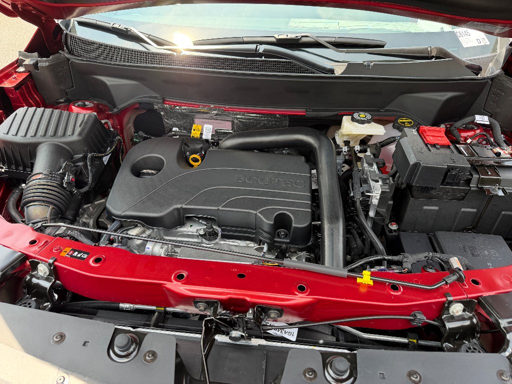 2027 Chevrolet Equinox LT - Photo 13