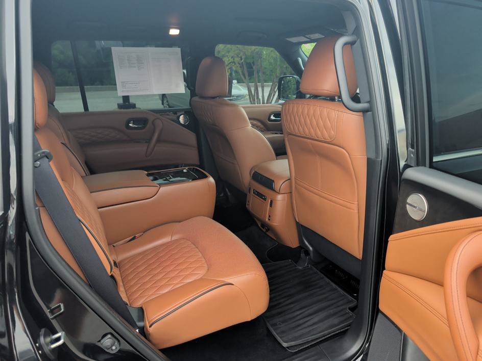 Certified Used 2024 Mineral Black INFINITI SENSORY image 13