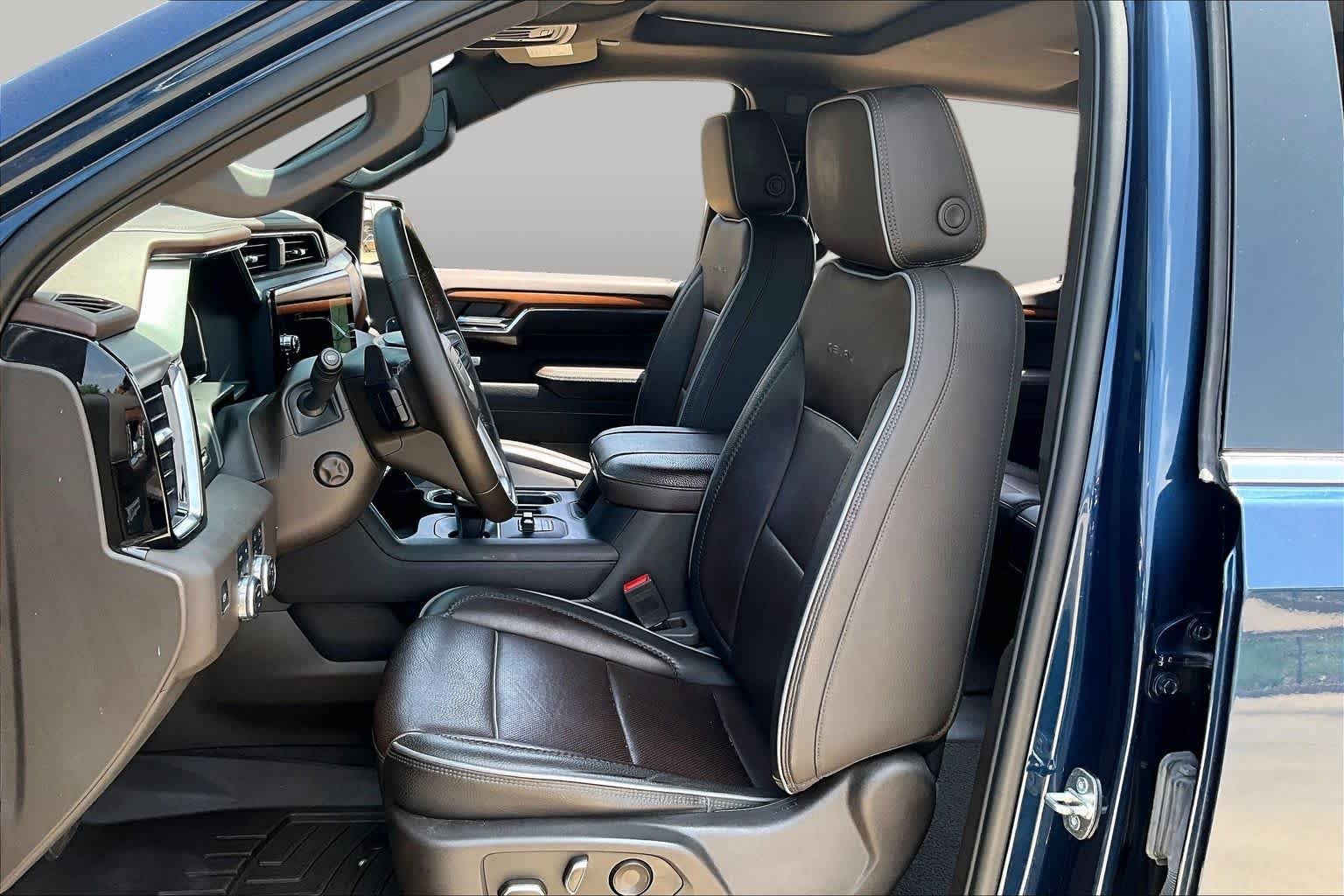 Used 2023 Pacific Blue Metallic GMC Denali image 8
