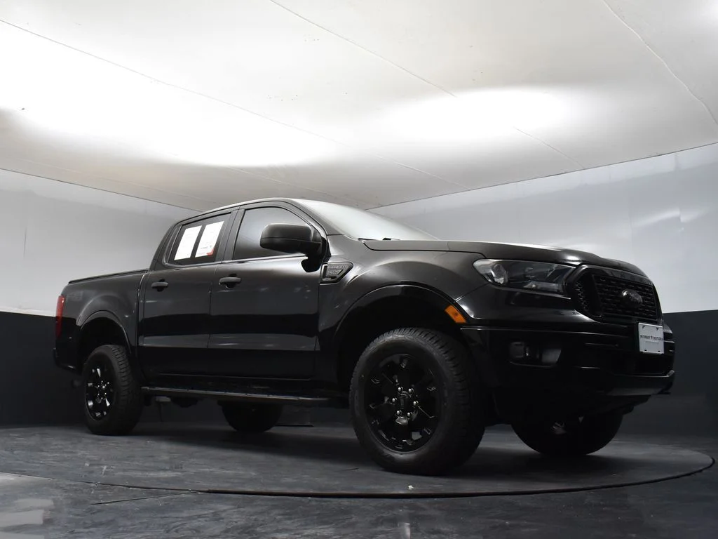 Used 2021 Black Ford XLT image 29