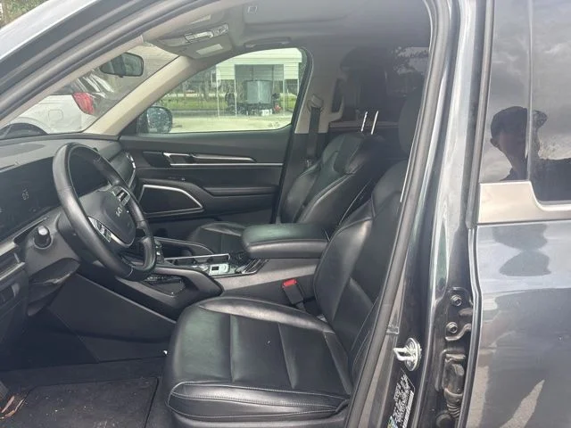 Used 2024 Gray Kia S image 9