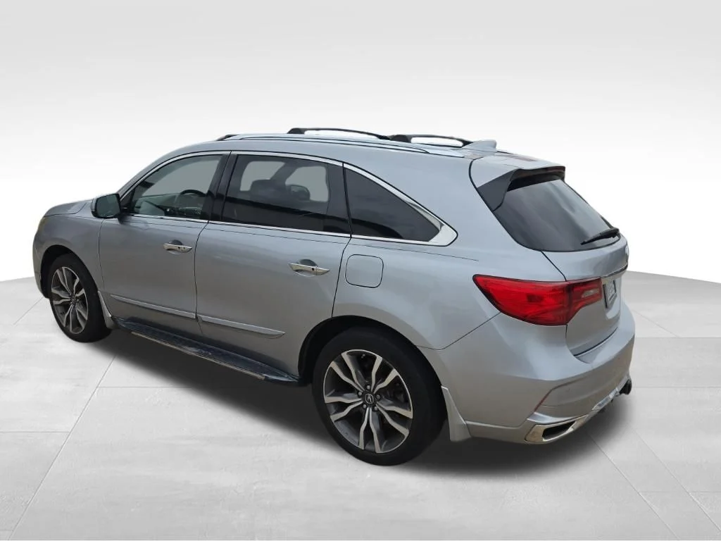 Used 2019 Silver Acura 3.5L Advance Package image 9