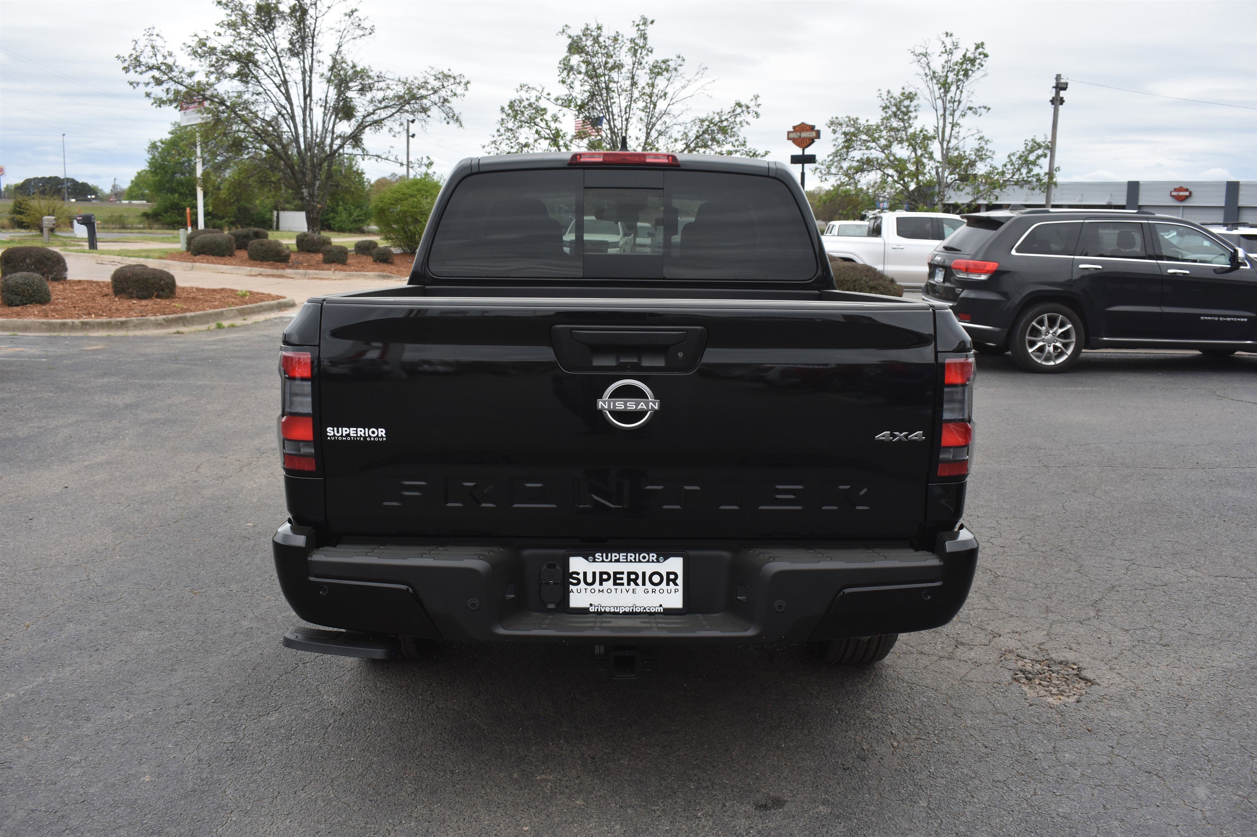 New 2026 Super Black Nissan Crew Cab SV image 6