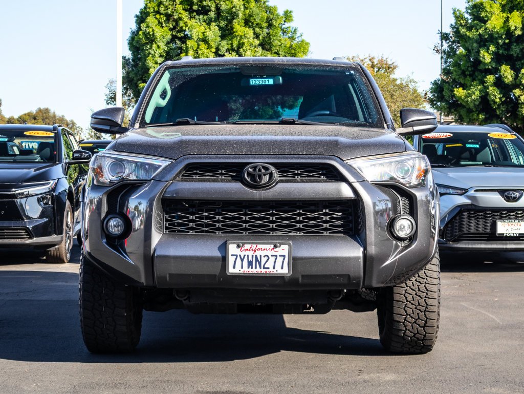 Certified Used 2017 Gray Toyota SR5 image 3